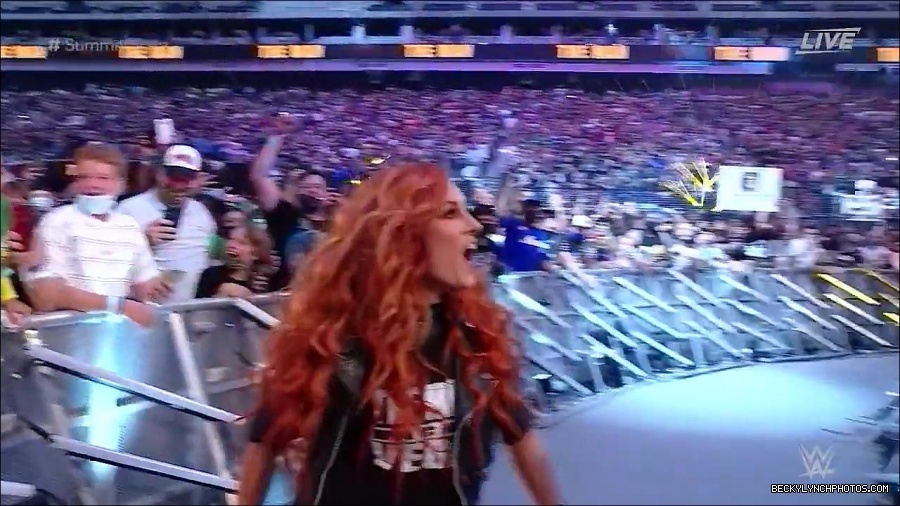 SummerSlam2021_mp4_000065433.jpg