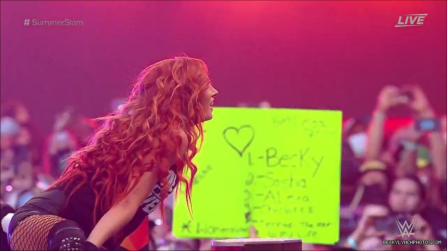 SummerSlam2021_mp4_000097100.jpg