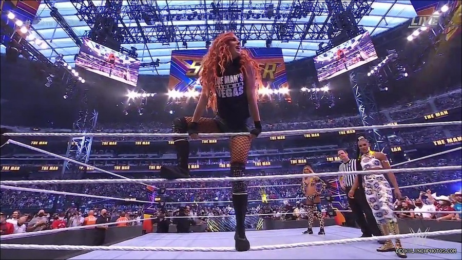 SummerSlam2021_mp4_000103433.jpg