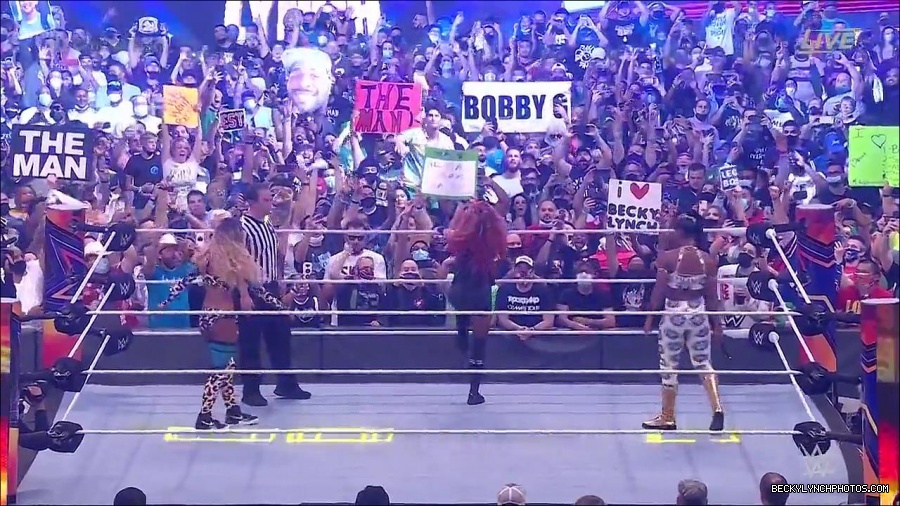 SummerSlam2021_mp4_000108500.jpg