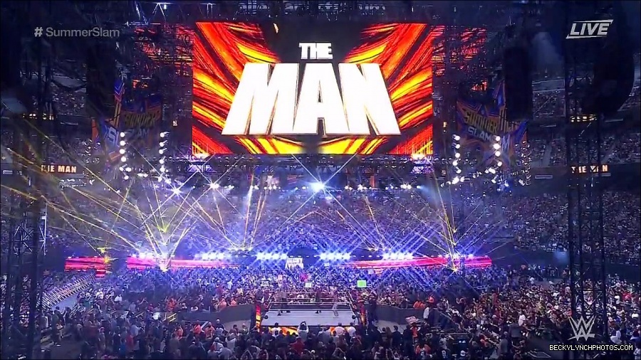 SummerSlam2021_mp4_000121166.jpg