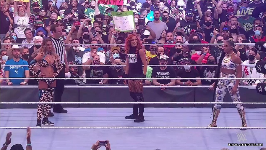 SummerSlam2021_mp4_000137633.jpg