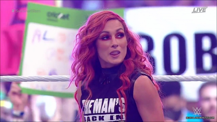 SummerSlam2021_mp4_000140166.jpg