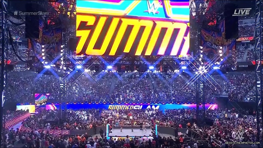 SummerSlam2021_mp4_000168033.jpg