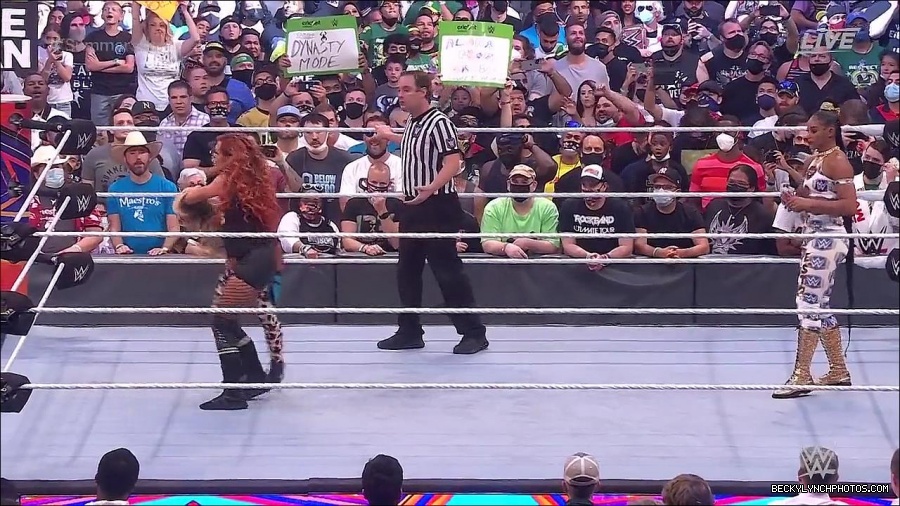 SummerSlam2021_mp4_000189566.jpg