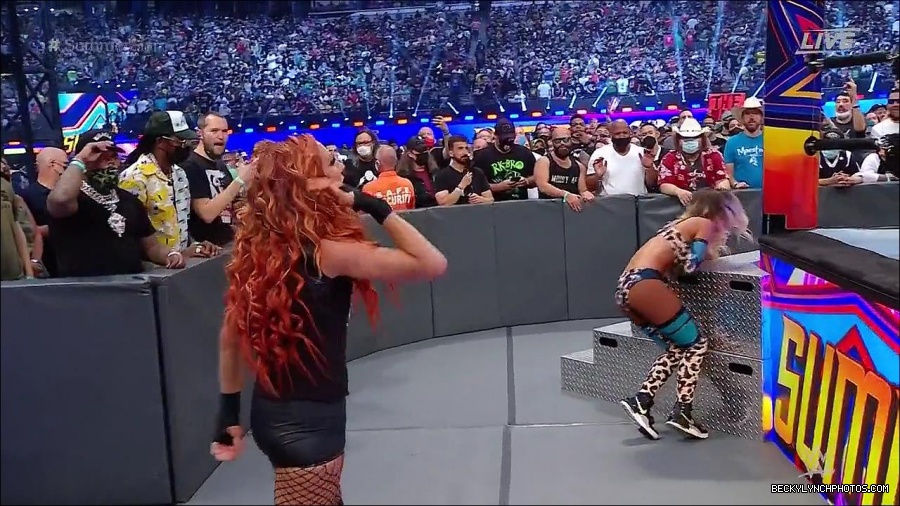 SummerSlam2021_mp4_000207300.jpg