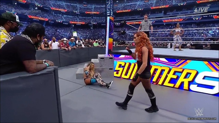 SummerSlam2021_mp4_000209833.jpg