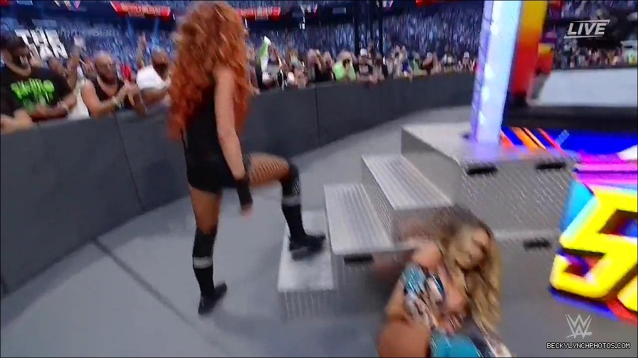SummerSlam2021_mp4_000213633.jpg