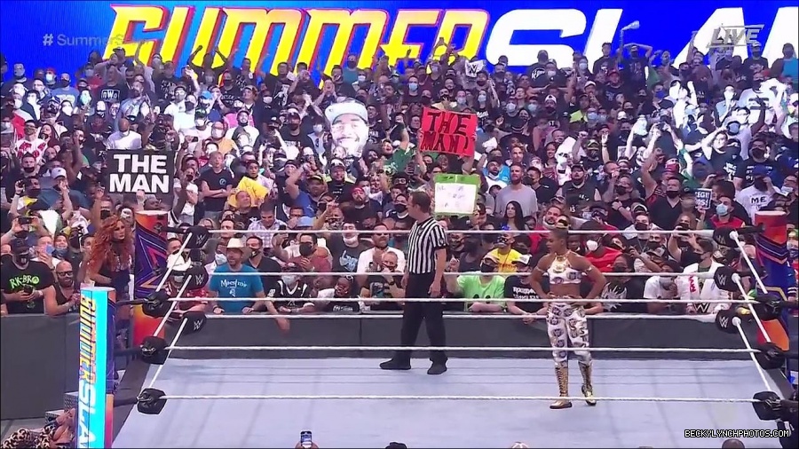 SummerSlam2021_mp4_000217433.jpg