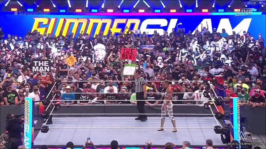 SummerSlam2021_mp4_000219966.jpg
