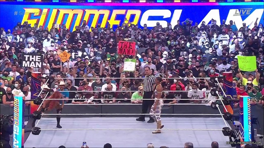 SummerSlam2021_mp4_000226300.jpg