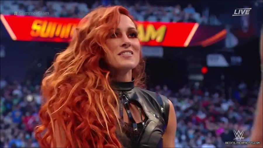 SummerSlam2021_mp4_000228833.jpg