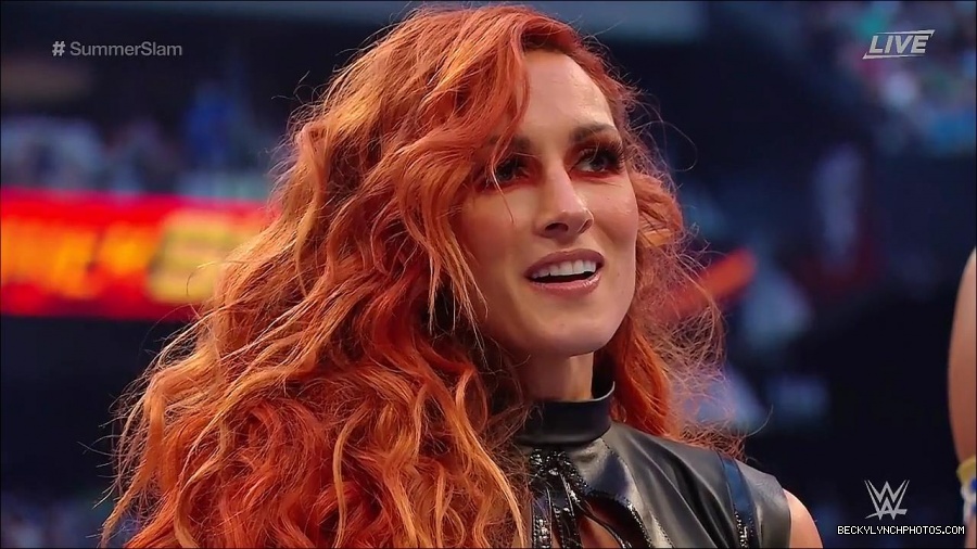 SummerSlam2021_mp4_000246566.jpg