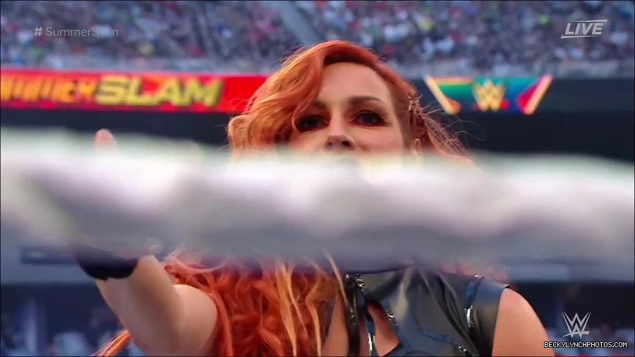SummerSlam2021_mp4_000268100.jpg