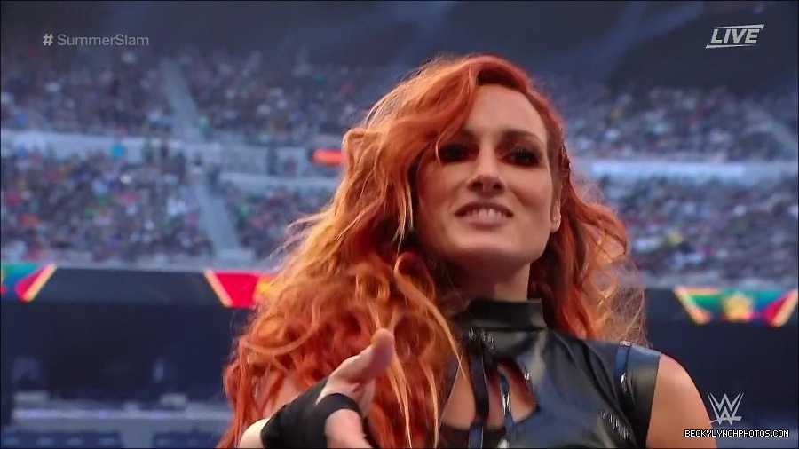 SummerSlam2021_mp4_000269366.jpg