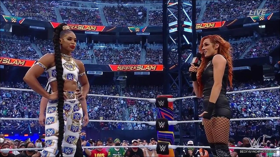 SummerSlam2021_mp4_000290900.jpg