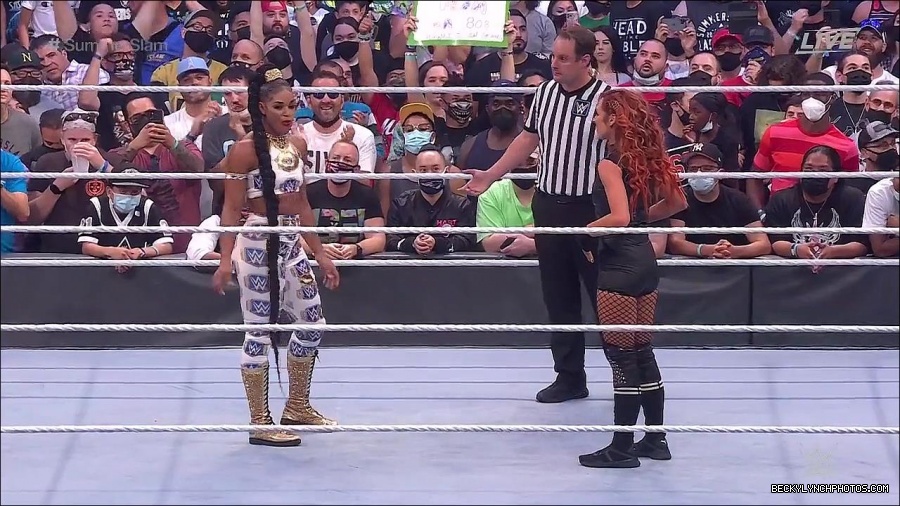 SummerSlam2021_mp4_000301033.jpg
