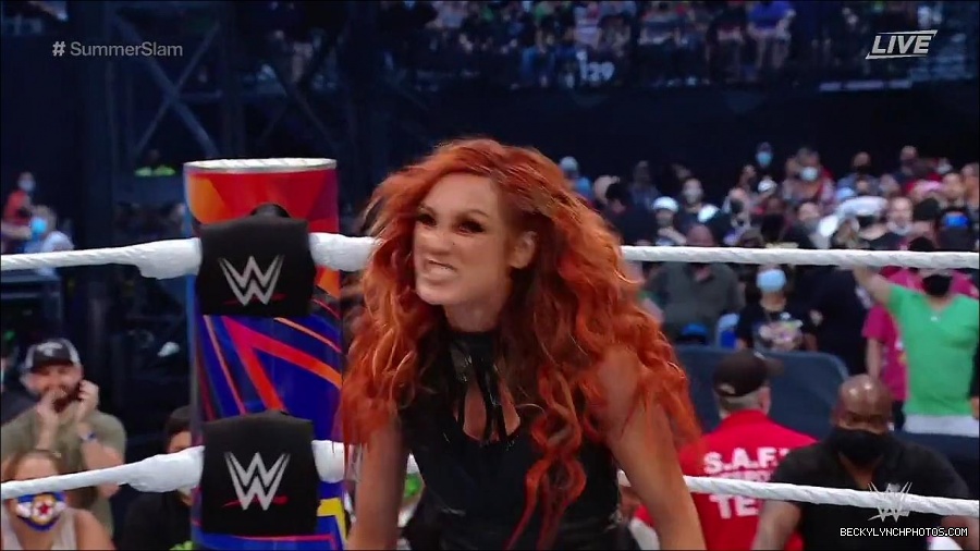 SummerSlam2021_mp4_000336500.jpg