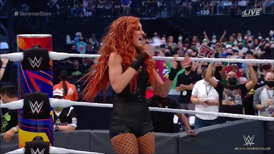 SummerSlam2021_mp4_000344100.jpg