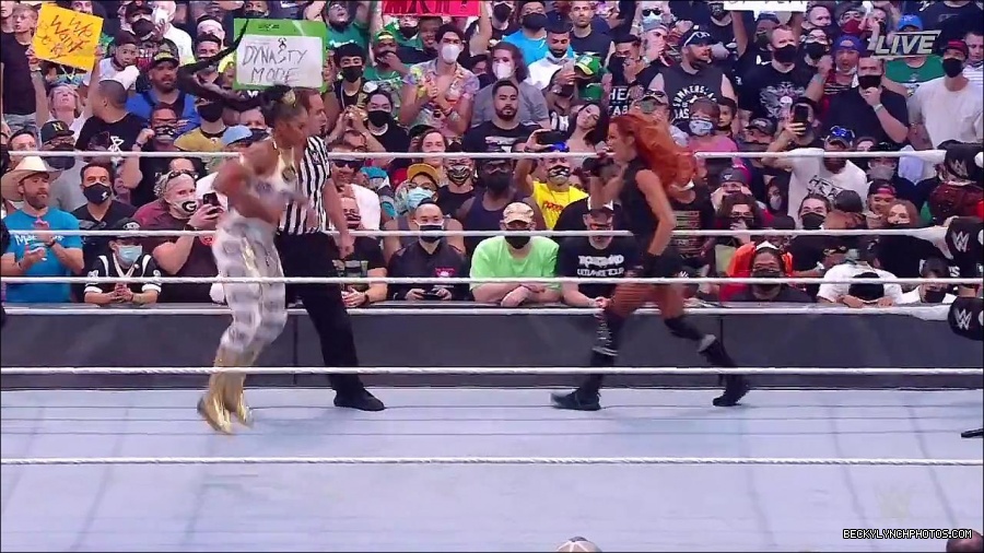 SummerSlam2021_mp4_000350433.jpg