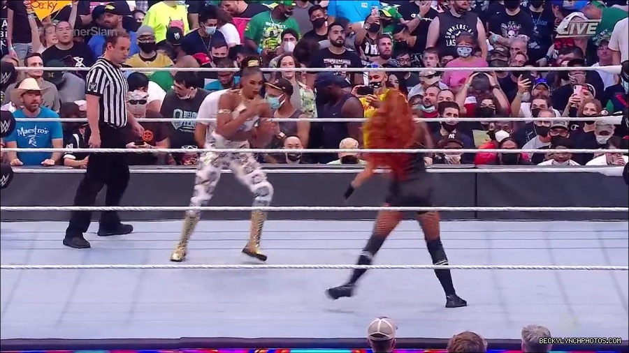 SummerSlam2021_mp4_000354233.jpg