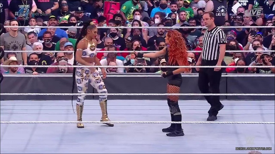 SummerSlam2021_mp4_000358033.jpg