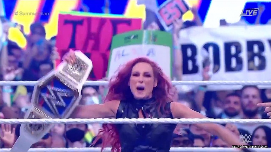 SummerSlam2021_mp4_000382100.jpg