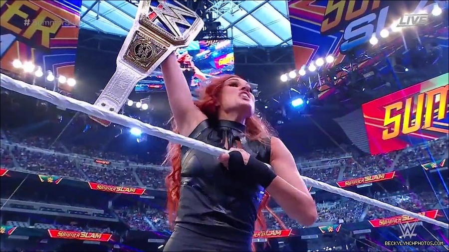 SummerSlam2021_mp4_000393500.jpg