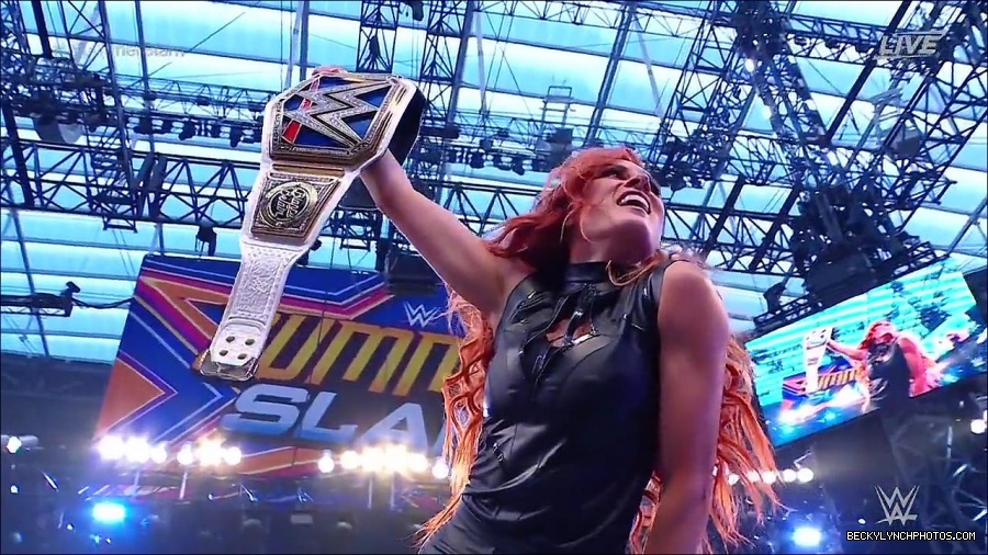 SummerSlam2021_mp4_000401100.jpg