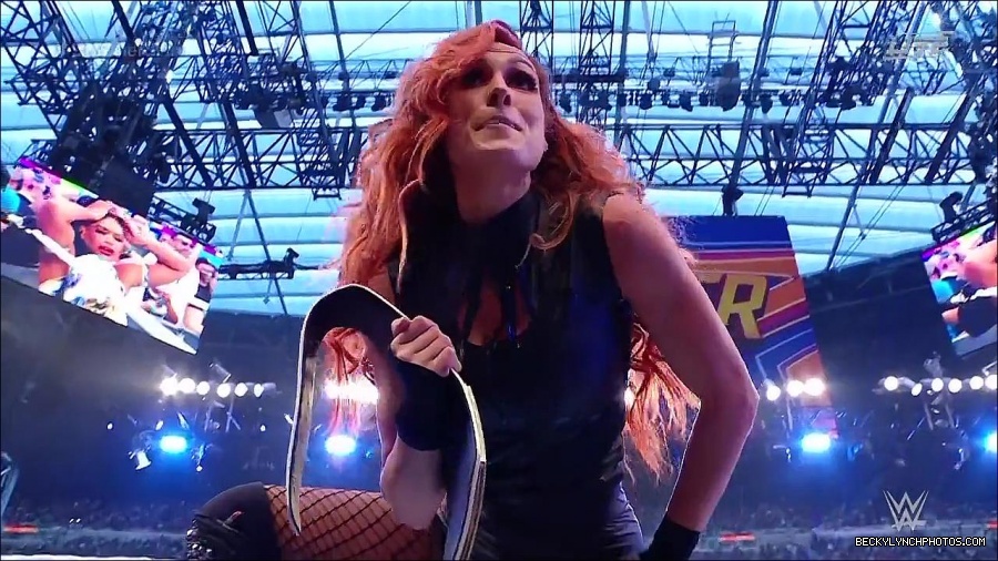 SummerSlam2021_mp4_000407433.jpg