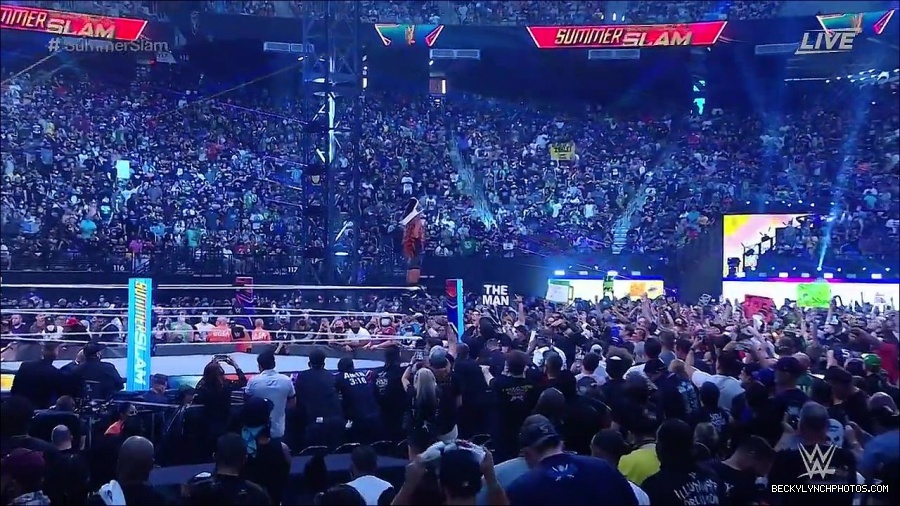 SummerSlam2021_mp4_000483433.jpg