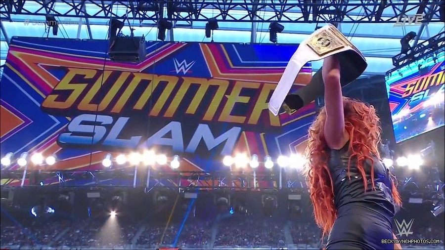 SummerSlam2021_mp4_000491033.jpg
