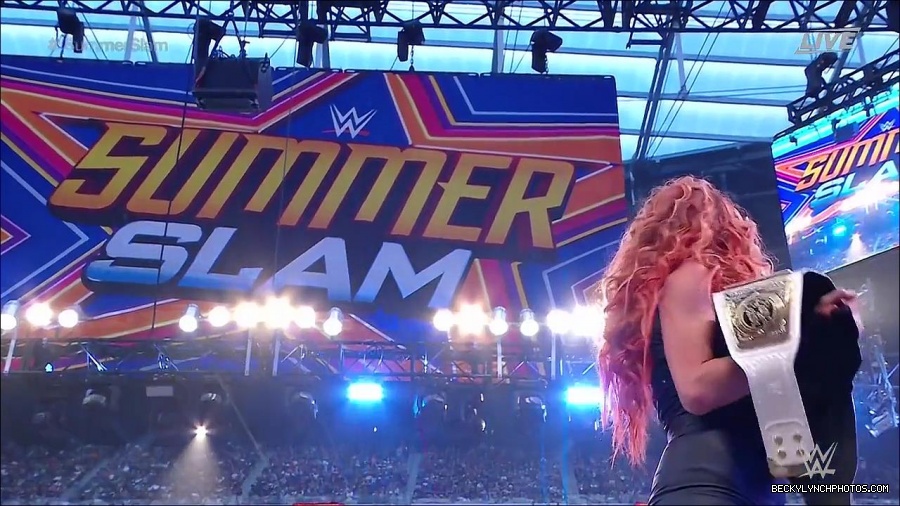 SummerSlam2021_mp4_000492300.jpg