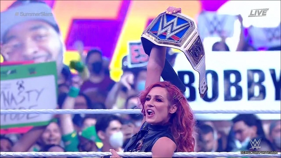 SummerSlam2021_mp4_000534100.jpg
