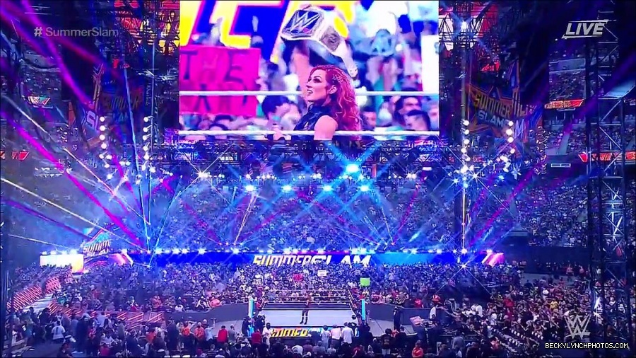 SummerSlam2021_mp4_000542966.jpg