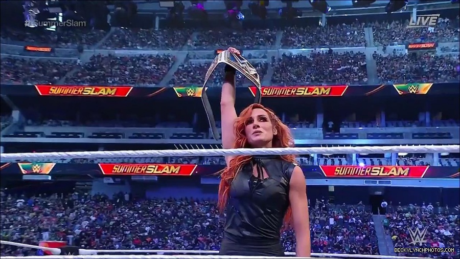 SummerSlam2021_mp4_000584766.jpg