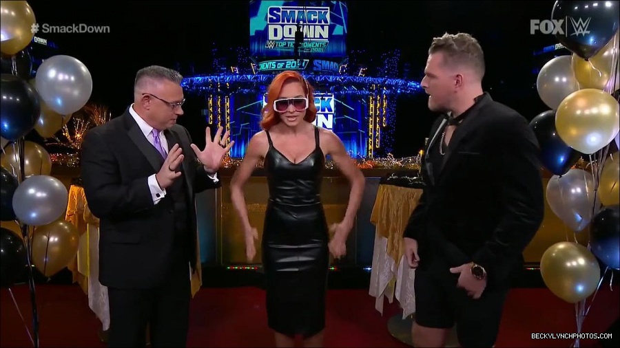 WWE_Friday_Night_SmackDown_2021_12_31_WWE_s_Top_Ten_Moments_Of_2021_720p_HDTV_x264-NWCHD_mp4_000232432.jpg