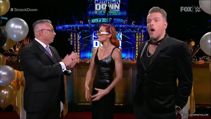 WWE_Friday_Night_SmackDown_2021_12_31_WWE_s_Top_Ten_Moments_Of_2021_720p_HDTV_x264-NWCHD_mp4_000762896.jpg