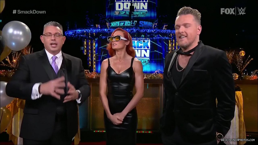 WWE_Friday_Night_SmackDown_2021_12_31_WWE_s_Top_Ten_Moments_Of_2021_720p_HDTV_x264-NWCHD_mp4_000768902.jpg