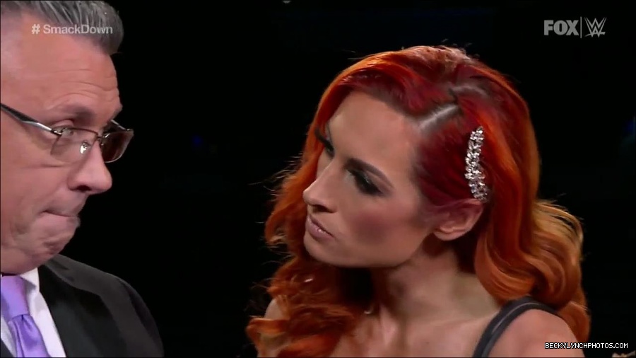 WWE_Friday_Night_SmackDown_2021_12_31_WWE_s_Top_Ten_Moments_Of_2021_720p_HDTV_x264-NWCHD_mp4_004298232.jpg