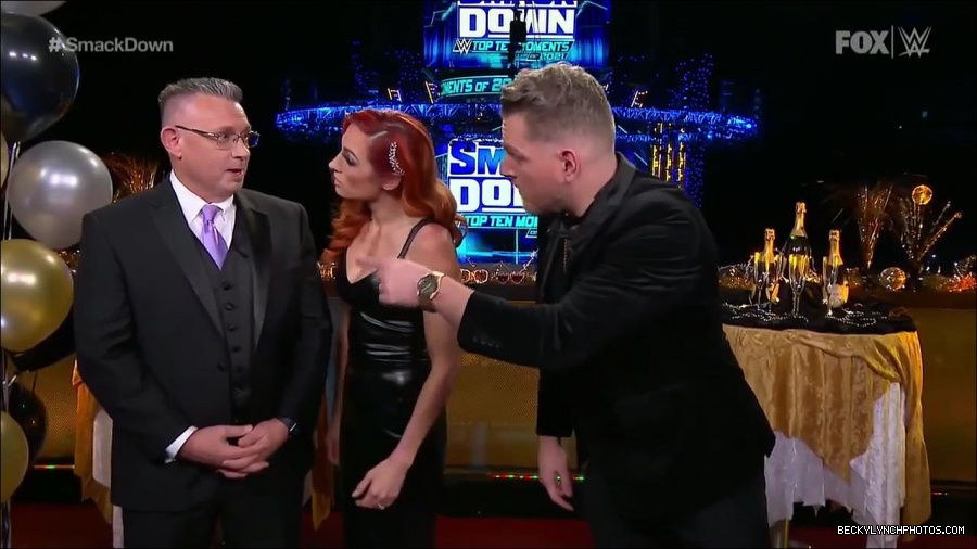 WWE_Friday_Night_SmackDown_2021_12_31_WWE_s_Top_Ten_Moments_Of_2021_720p_HDTV_x264-NWCHD_mp4_004308642.jpg