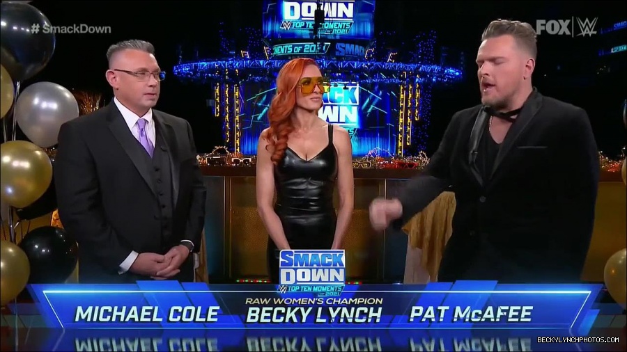 WWE_Friday_Night_SmackDown_2021_12_31_WWE_s_Top_Ten_Moments_Of_2021_720p_HDTV_x264-NWCHD_mp4_004429430.jpg