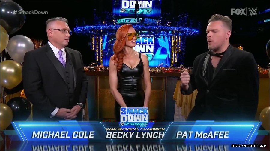WWE_Friday_Night_SmackDown_2021_12_31_WWE_s_Top_Ten_Moments_Of_2021_720p_HDTV_x264-NWCHD_mp4_004430631.jpg