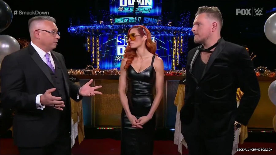 WWE_Friday_Night_SmackDown_2021_12_31_WWE_s_Top_Ten_Moments_Of_2021_720p_HDTV_x264-NWCHD_mp4_004440241.jpg