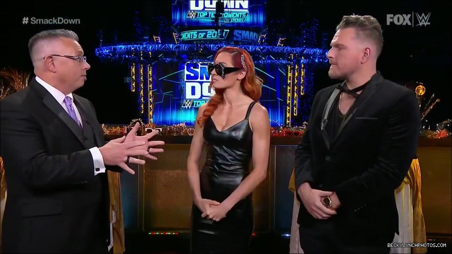 WWE_Friday_Night_SmackDown_2021_12_31_WWE_s_Top_Ten_Moments_Of_2021_720p_HDTV_x264-NWCHD_mp4_004679214.jpg