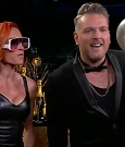 WWE_Friday_Night_SmackDown_2021_12_31_WWE_s_Top_Ten_Moments_Of_2021_720p_HDTV_x264-NWCHD_mp4_000235635.jpg