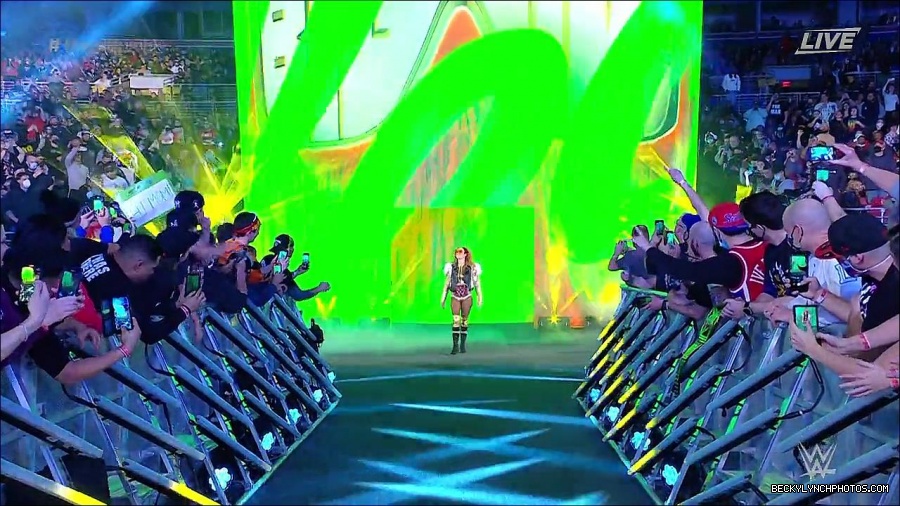 WWE_Royal_Rumble_2022_720p_WEB_h264-HEEL_mp4_006423111.jpg