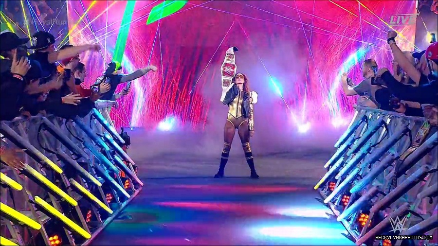 WWE_Royal_Rumble_2022_720p_WEB_h264-HEEL_mp4_006427911.jpg
