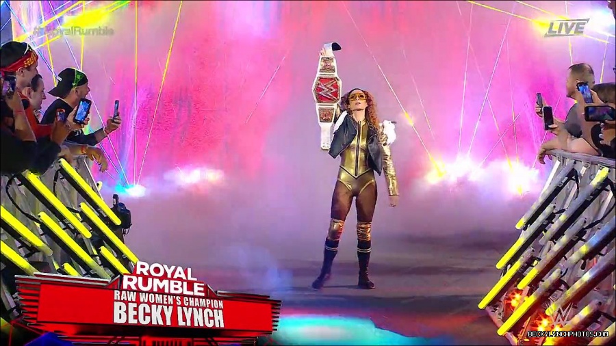 WWE_Royal_Rumble_2022_720p_WEB_h264-HEEL_mp4_006433511.jpg