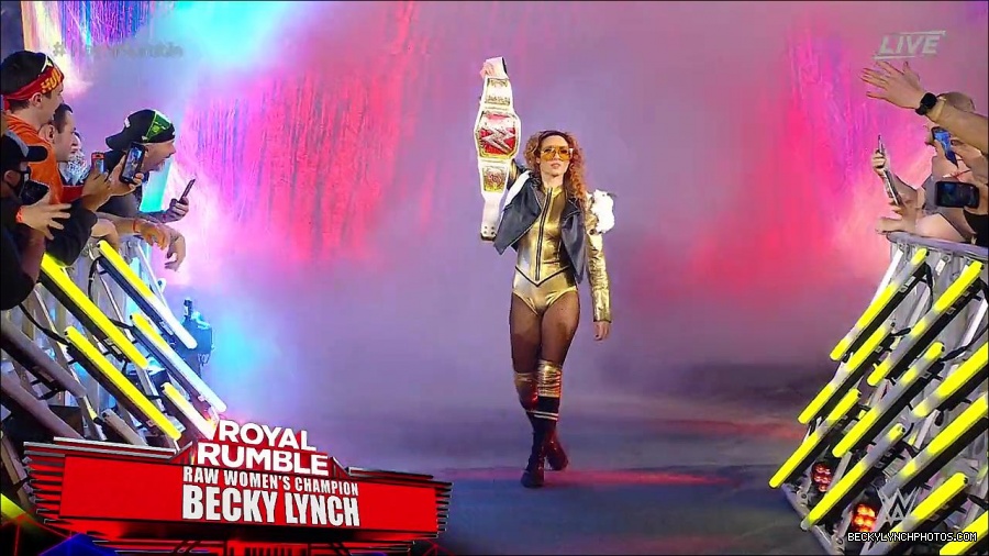 WWE_Royal_Rumble_2022_720p_WEB_h264-HEEL_mp4_006434711.jpg